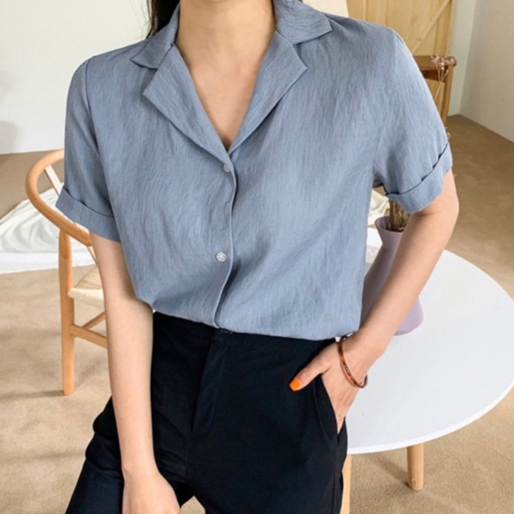 Everlane 100% Linen Short Sleeve Button-Down 12